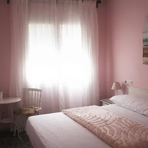 https://hostal-isabel-ii.catalonia-hotels.com
